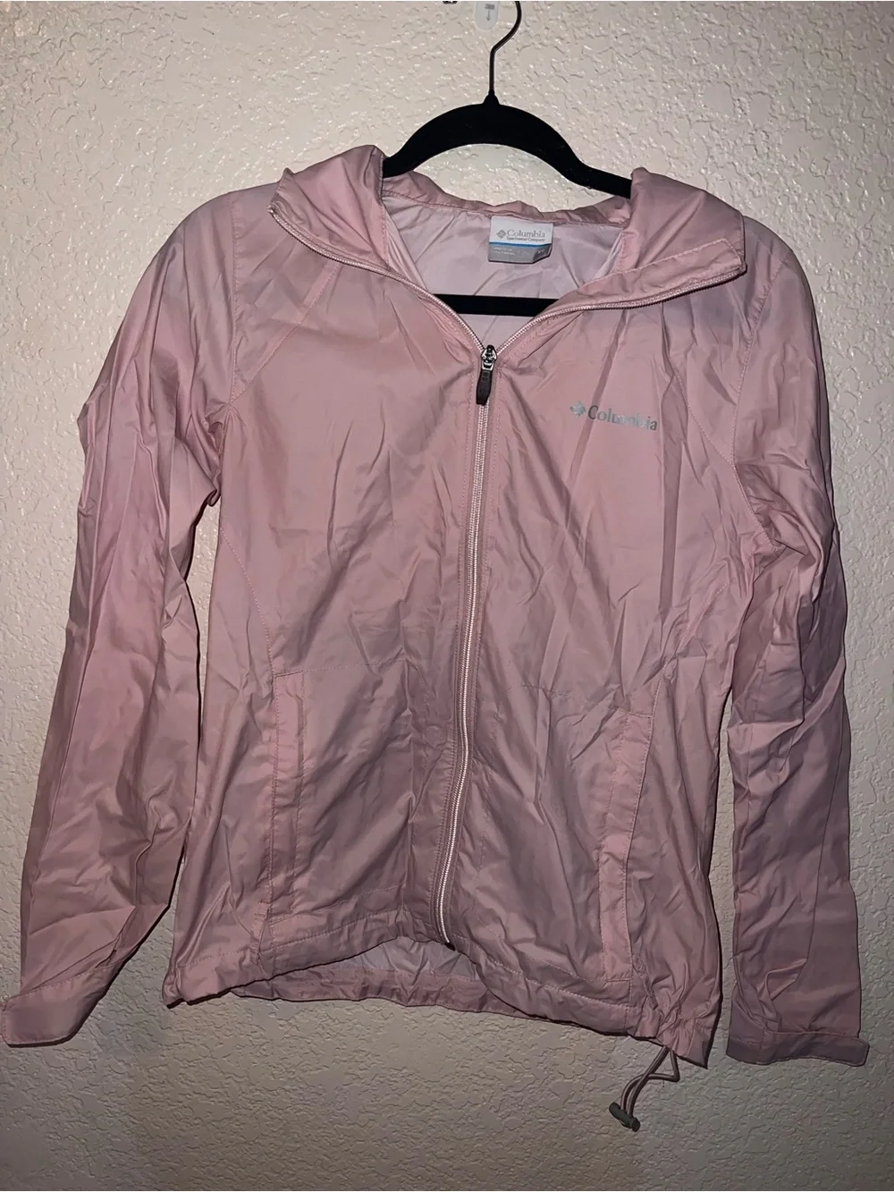 Columbia Women's Pale Pink Hooded Windbreaker Jacket